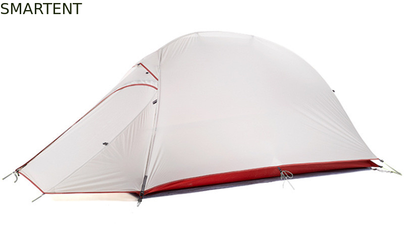 キャンプ テントのSnowproof軽量の携帯用折る屋外の2人210X130X105CM サプライヤー